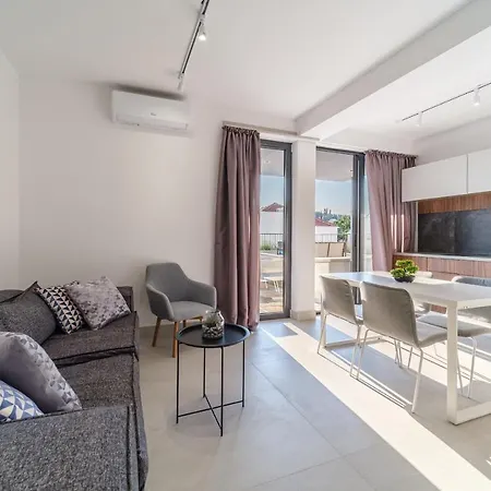 דירה Luxury סוטיבאן