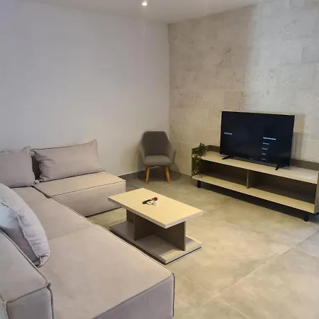 דירה Luxury סוטיבאן