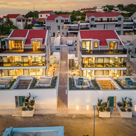 Luxury Apartman Sutivan